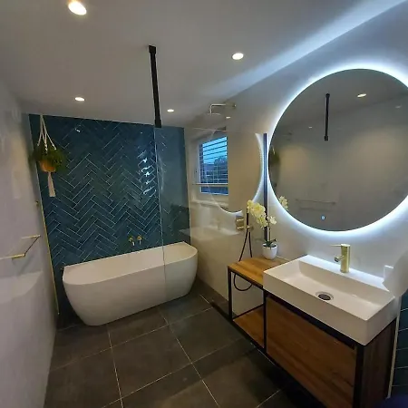 Luxurious House Close To The Center Of Amsterdam Oostzaan