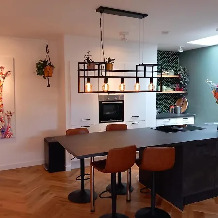 Luxurious House Close To The Center Of Amsterdam Apartment *