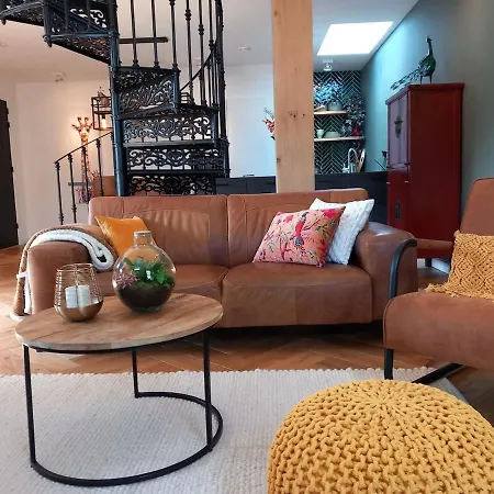 Luxurious House Close To The Center Of Amsterdam Apartment Oostzaan